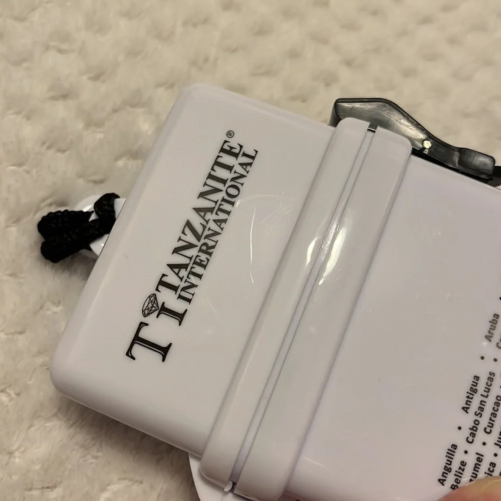 Waterproof Hard Sport Case ~ White